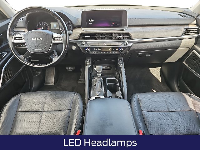 Used 2022 Kia Telluride EX w/ EX Premium Package FWD image 11