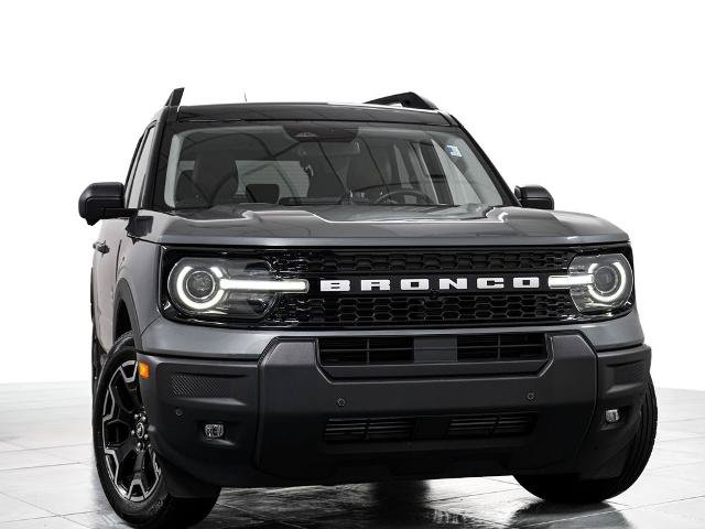 Certified 2025 Ford Bronco Sport Outer Banks w/ Outer Banks Tech Package+ AWD/4WD image 3