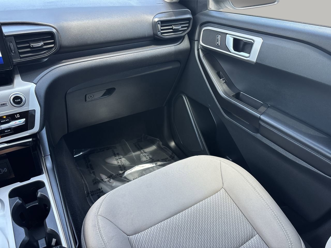 Certified 2021 Ford Explorer 2WD image 15