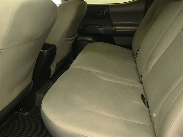 Used 2018 Toyota Tacoma SR image 10