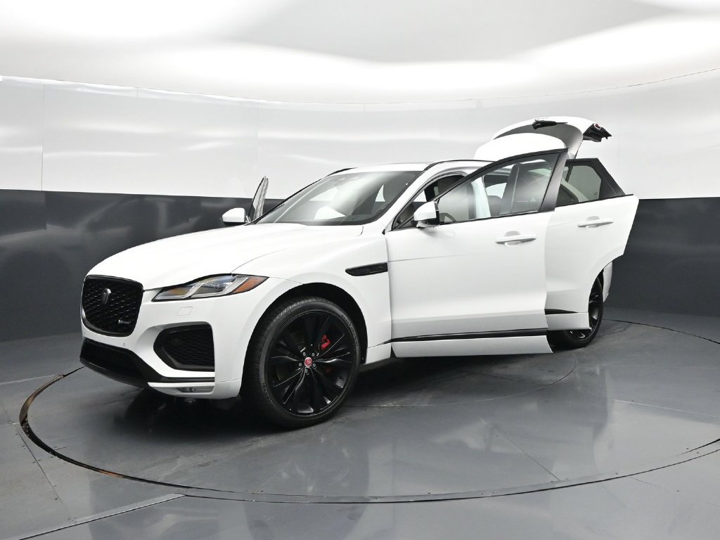 Used 2023 Jaguar F-PACE R-Dynamic S AWD/4WD image 29