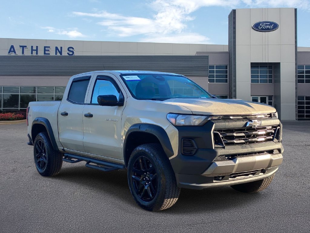 Used 2024 Chevrolet Colorado Trail Boss w/ Technology Package
