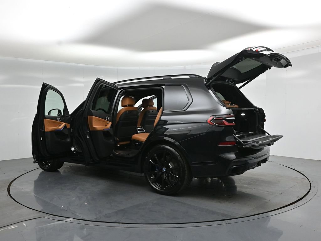 Used 2026 BMW X7 xDrive40i w/ Executive Package AWD/4WD image 36