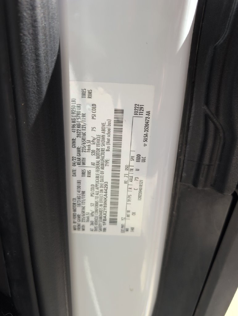 Certified 2022 Ford Transit 350 XLT RWD image 38