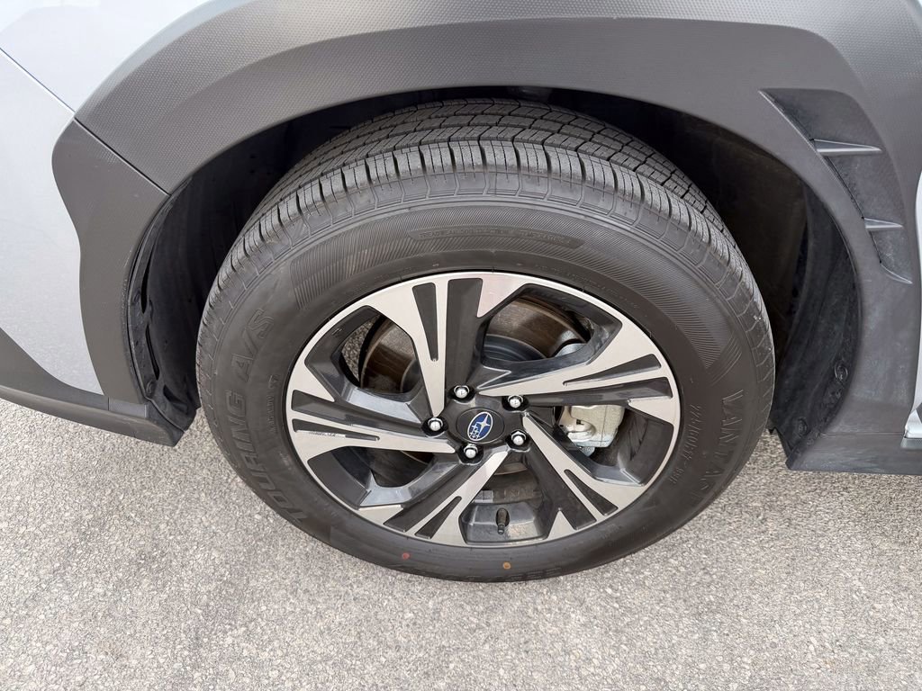 Used 2025 Subaru Crosstrek 2.0i Premium image 27