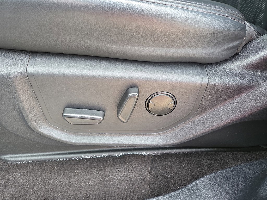 Certified 2023 Ford Expedition XLT image 23