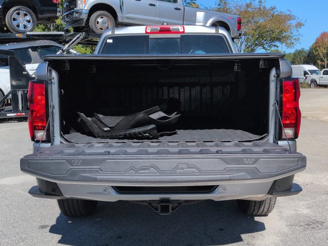Used 2023 Chevrolet Colorado LT w/ LT Convenience Package RWD image 16