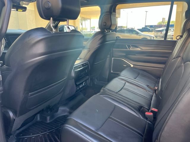 Used 2024 Jeep Wagoneer Series II w/ Advanced All Terrain Group AWD/4WD image 10