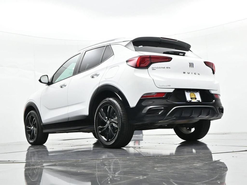 Used 2024 Buick Encore GX Sport Touring AWD/4WD image 18