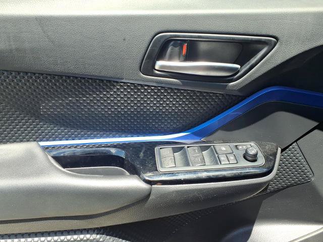Used 2021 Toyota C-HR XLE FWD image 13
