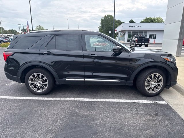 Certified 2026 Ford Explorer Platinum AWD/4WD image 27