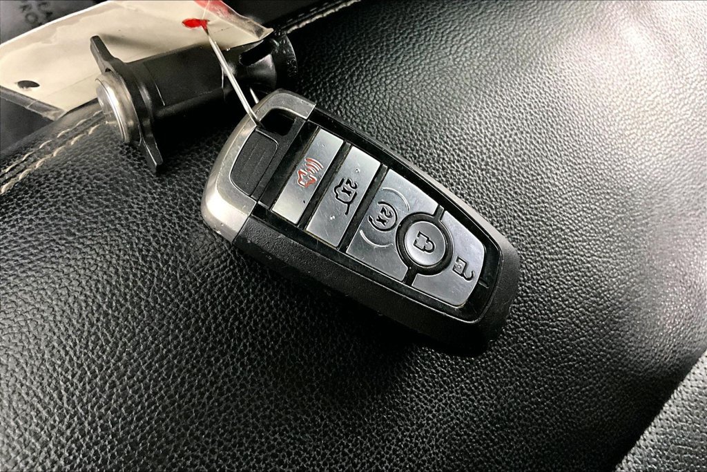 Certified 2021 Ford Explorer Limited RWD image 10