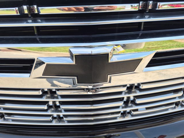 Used 2024 Chevrolet Tahoe Premier w/ Premium Package 2 AWD/4WD image 39