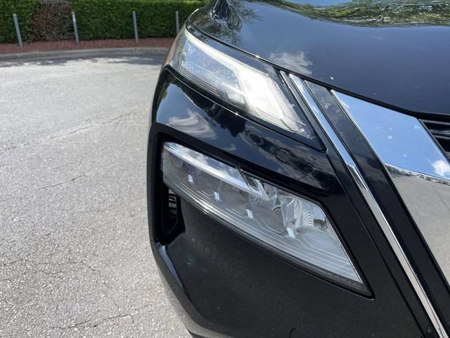 Used 2022 Nissan Rogue SV FWD image 34