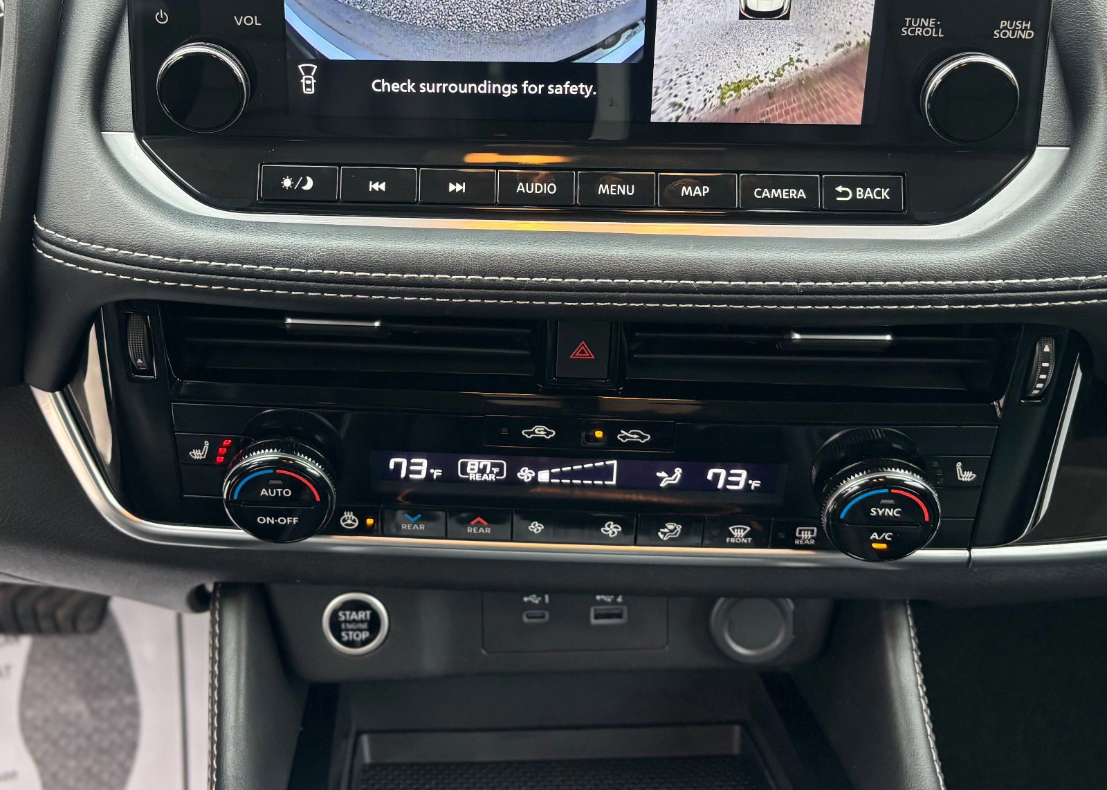 Used 2023 Nissan Rogue SL w/ SL Premium Package image 56