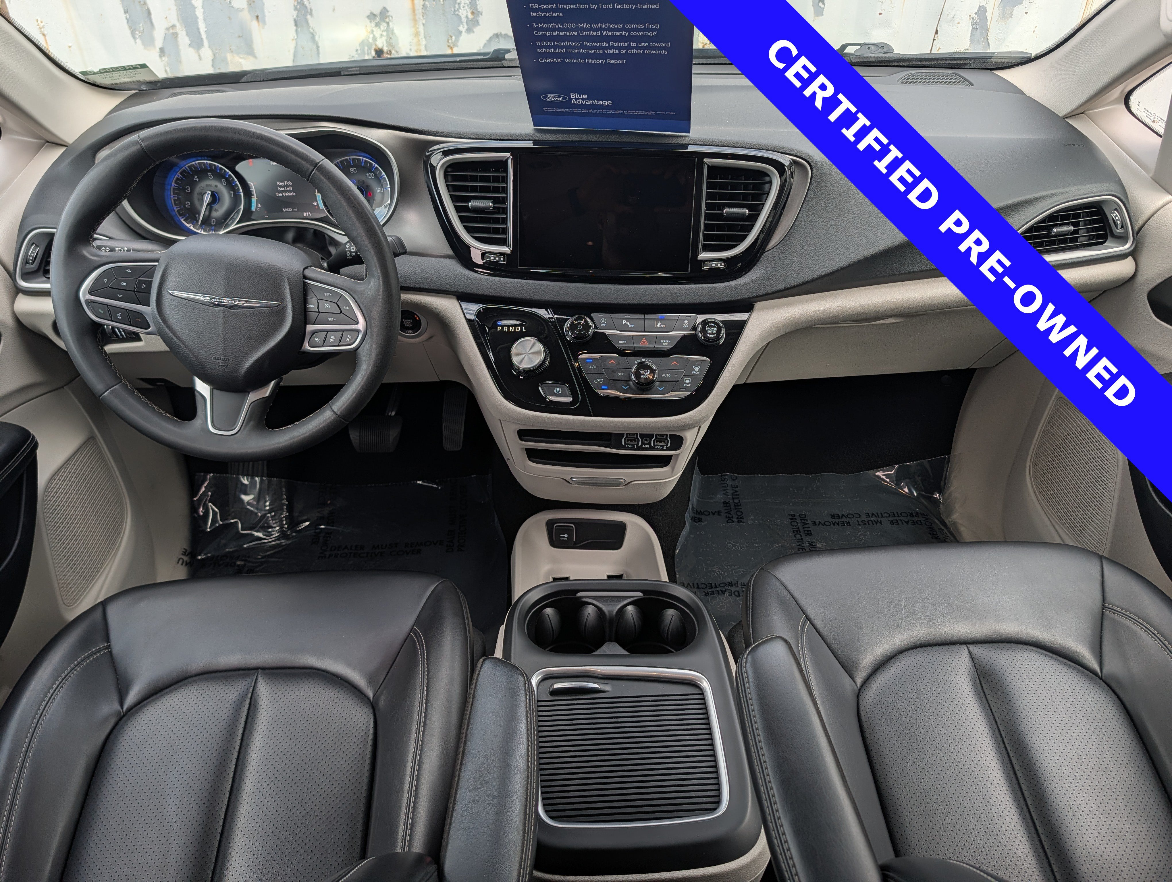 Used 2023 Chrysler Pacifica Touring-L FWD image 18