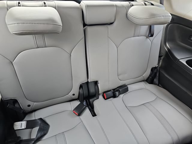 Used 2024 Honda Pilot EX-L image 13