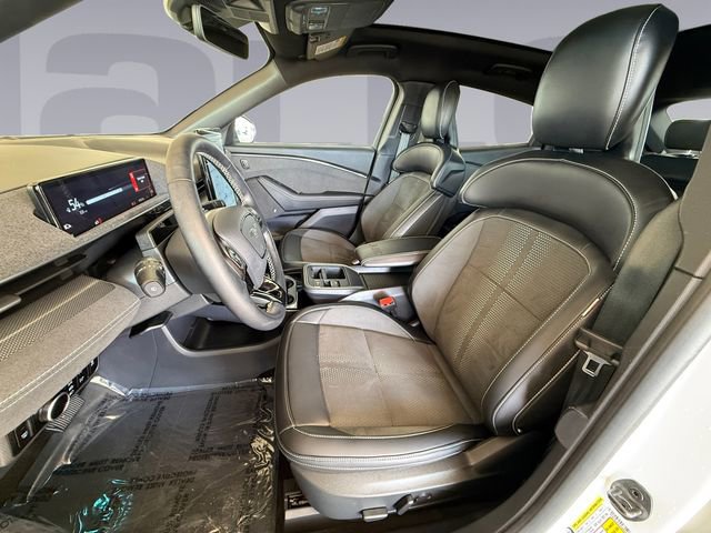 Certified 2025 Ford Mustang Mach-E GT image 10