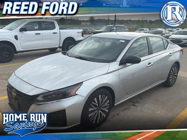 Used 2024 Nissan Altima 2.5 SV