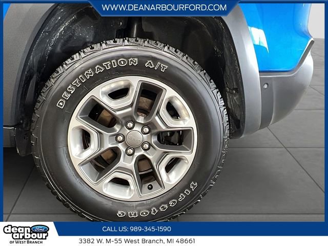 Used 2019 Jeep Cherokee Trailhawk AWD/4WD image 8