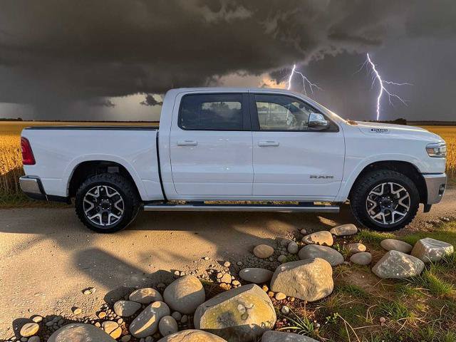 Used 2025 RAM 1500 Laramie w/ Bed Utility Group AWD/4WD image 7