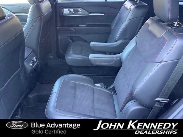 Certified 2025 Ford Explorer ST image 22