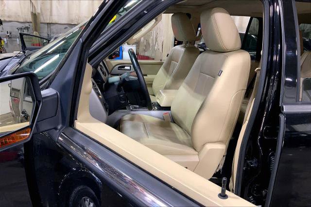 Certified 2017 Ford Expedition Limited w/ Equipment Group 301A image 8