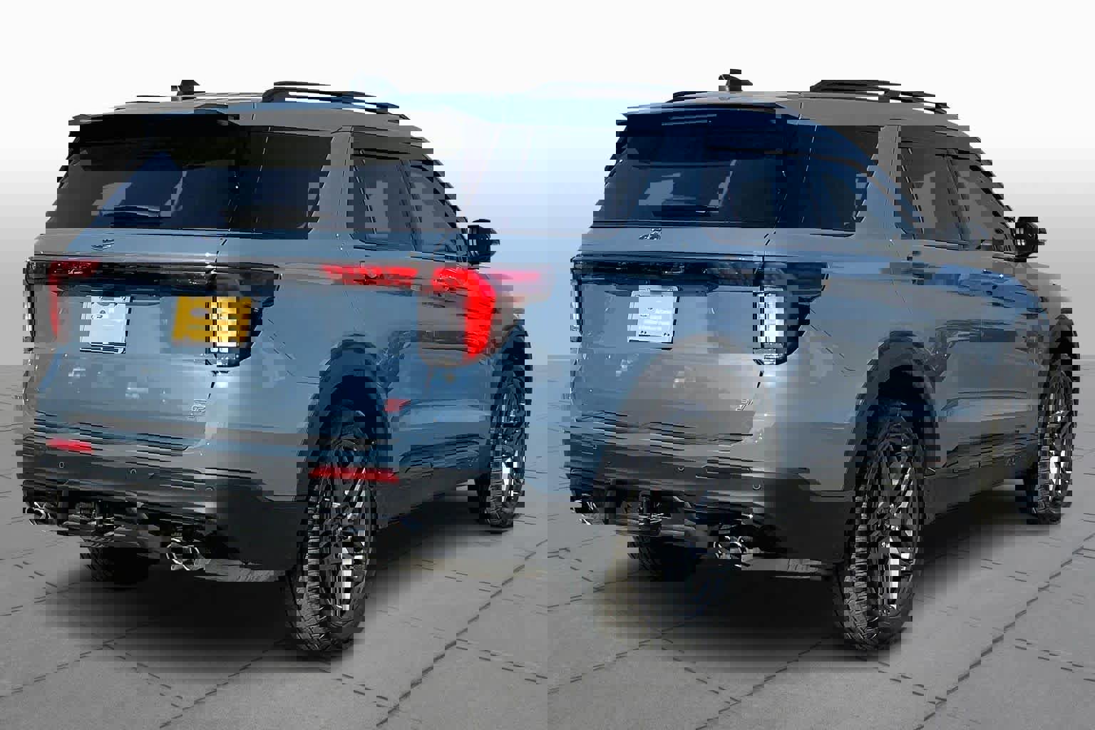 Certified 2025 Ford Explorer ST w/ Sun And Sound Package image 3