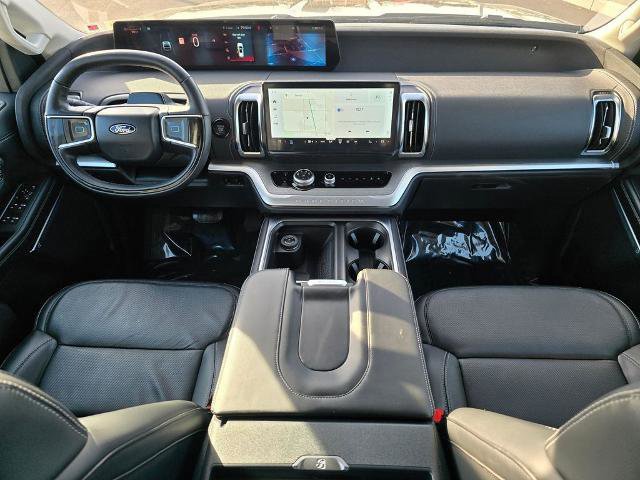 Certified 2025 Ford Expedition Max Platinum image 12