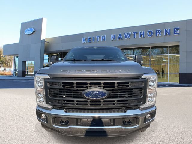 Certified 2025 Ford F250 XL w/ XL Off-Road Package AWD/4WD image 2