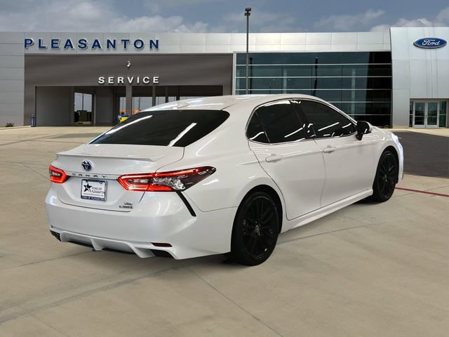 Used 2024 Toyota Camry XSE w/ Navigation Package FWD image 5