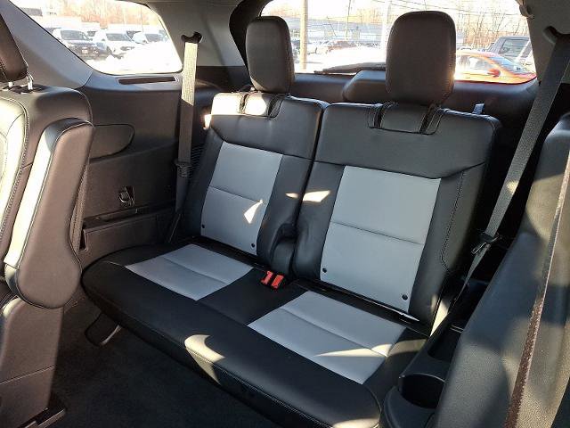 Certified 2022 Ford Explorer XLT w/ Equipment Group 202A image 11