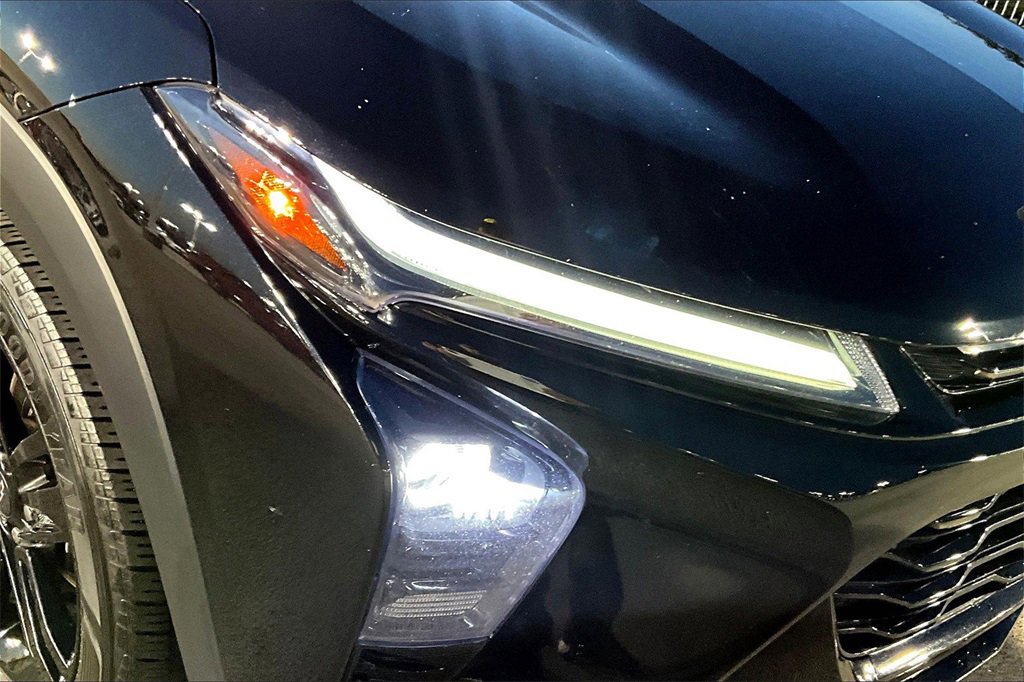 Used 2024 Chevrolet Trax ACTIV w/ Driver Confidence Package image 27