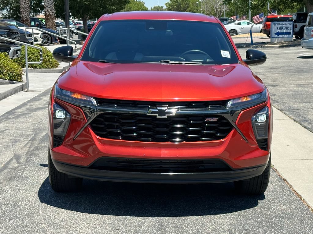 Used 2024 Chevrolet Trax RS w/ Driver Confidence Package FWD image 12