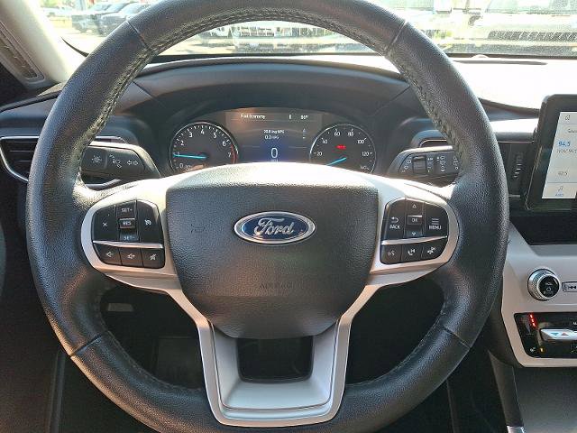 Certified 2023 Ford Explorer XLT w/ Equipment Group 202A AWD/4WD image 19