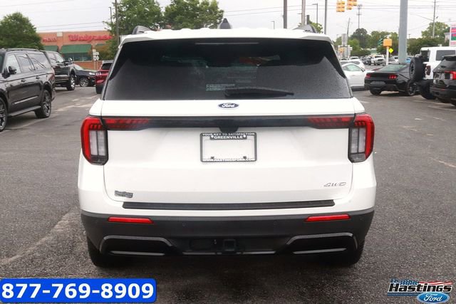 Certified 2025 Ford Explorer ST-Line w/ Premium Package AWD/4WD image 6