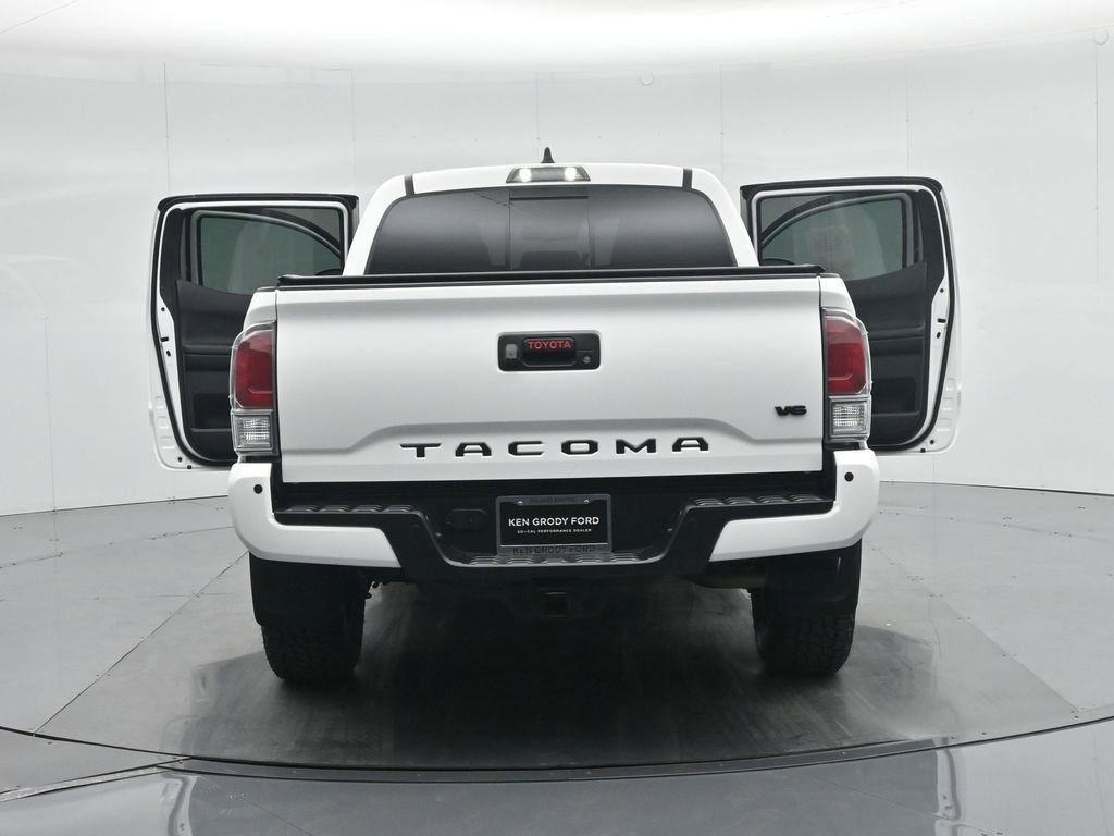 Used 2022 Toyota Tacoma TRD Sport image 21