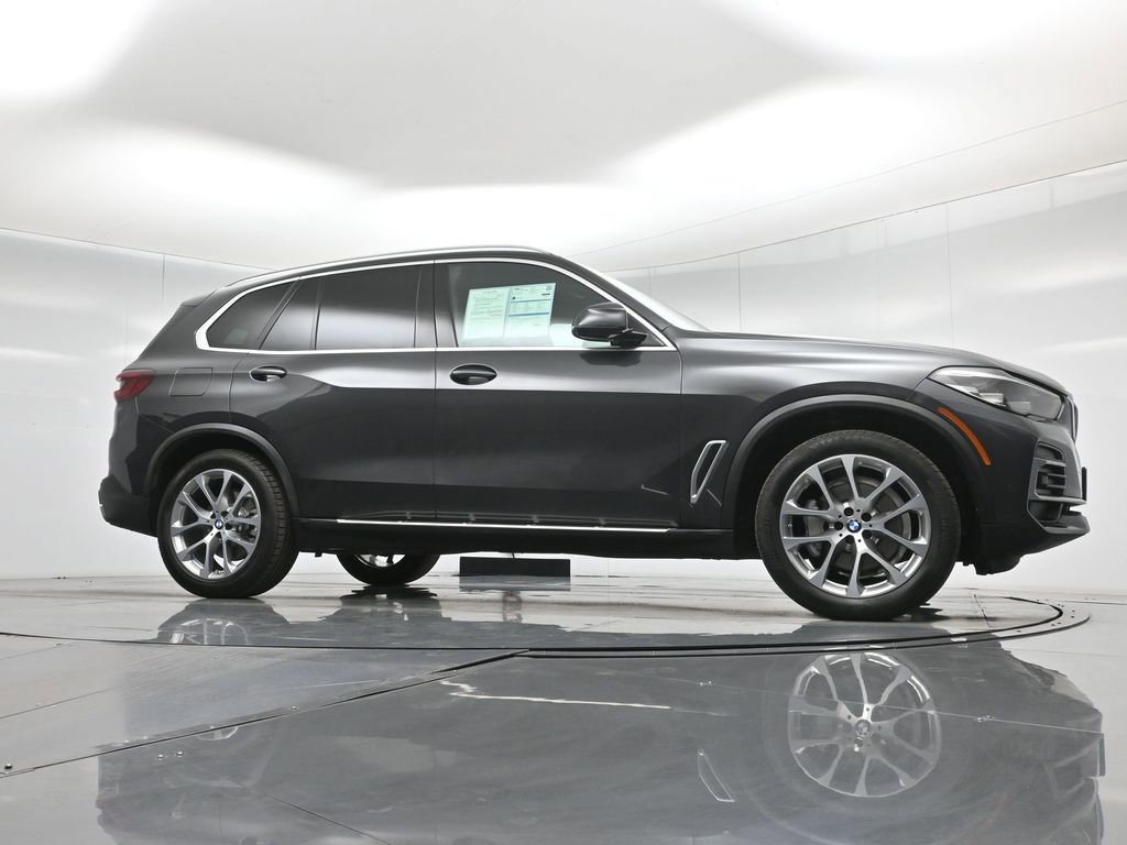 Used 2023 BMW X5 xDrive40i image 9