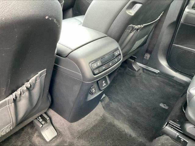 Used 2025 Hyundai Palisade Limited AWD/4WD image 12