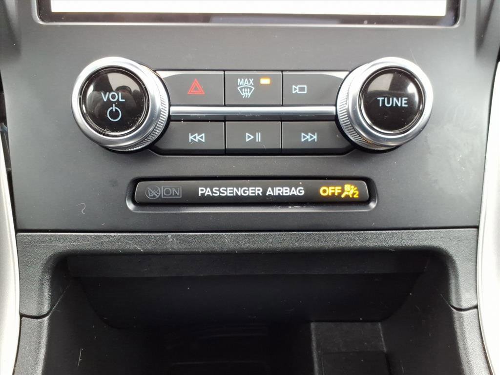 Certified 2024 Ford Edge ST-Line image 16