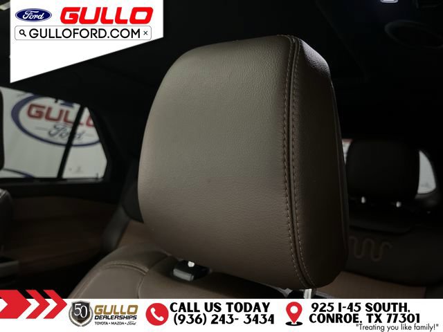 Certified 2021 Ford Explorer King Ranch w/ Premium Technology Package RWD image 17