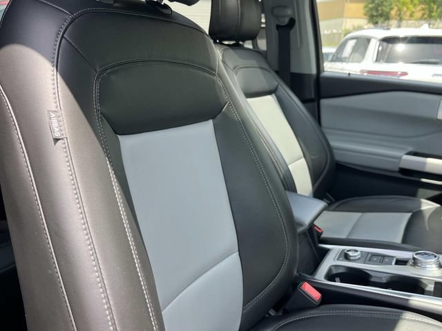 Certified 2024 Ford Explorer XLT w/ Equipment Group 202A AWD/4WD image 28