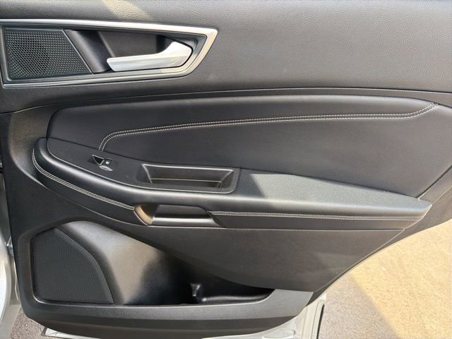 Certified 2024 Ford Edge Titanium image 34