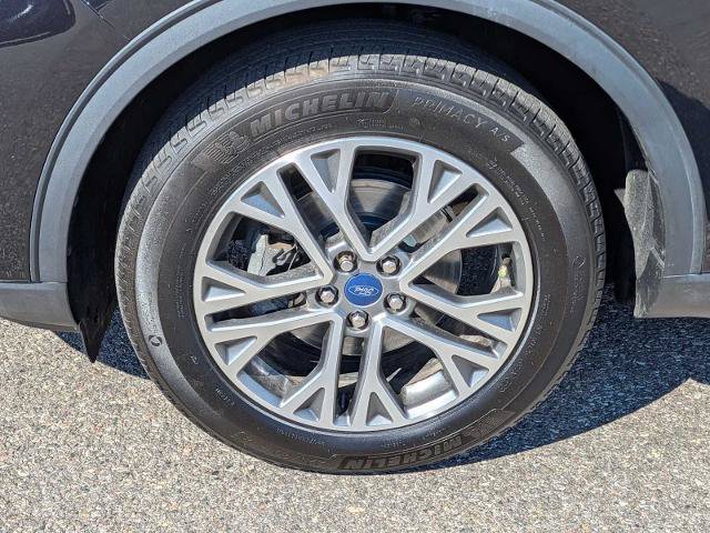 Certified 2022 Ford Escape SEL w/ Equipment Group 302A AWD/4WD image 12