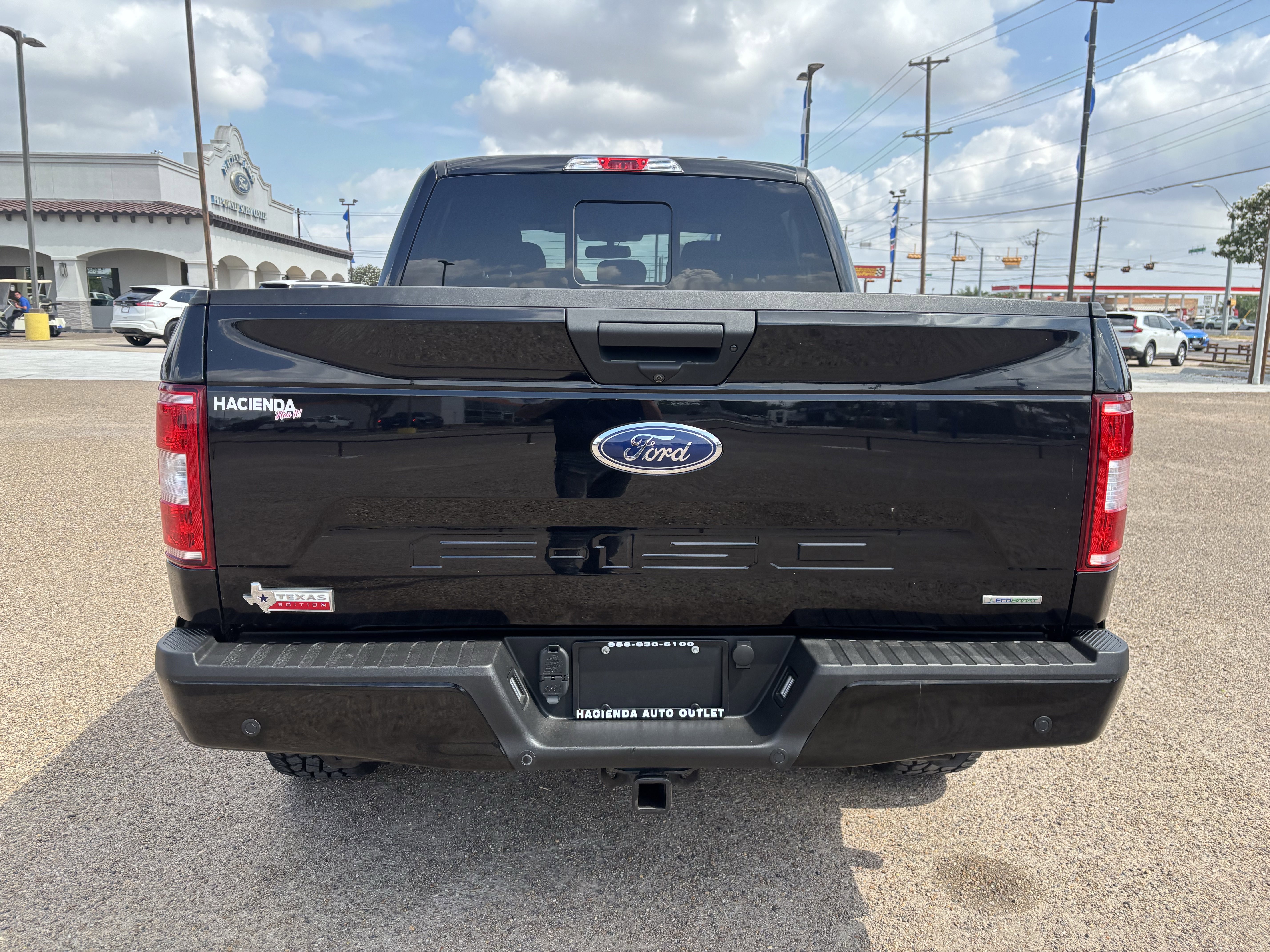 Certified 2020 Ford F150 XLT w/ Equipment Group 302A Luxury image 3