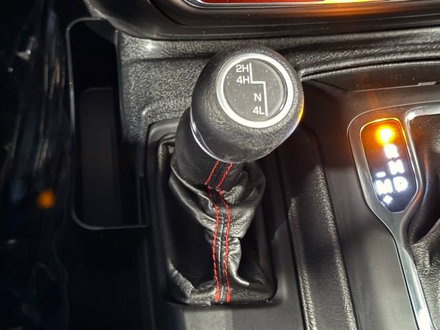 Used 2021 Jeep Gladiator Rubicon w/ LED Lighting Group AWD/4WD image 27