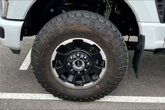 Certified 2026 Ford F350 Platinum w/ Tremor Off-Road Package AWD/4WD image 6