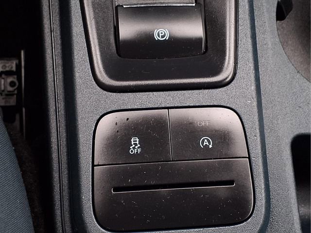 Certified 2025 Ford Maverick XLT w/ Equipment Group 302A image 16