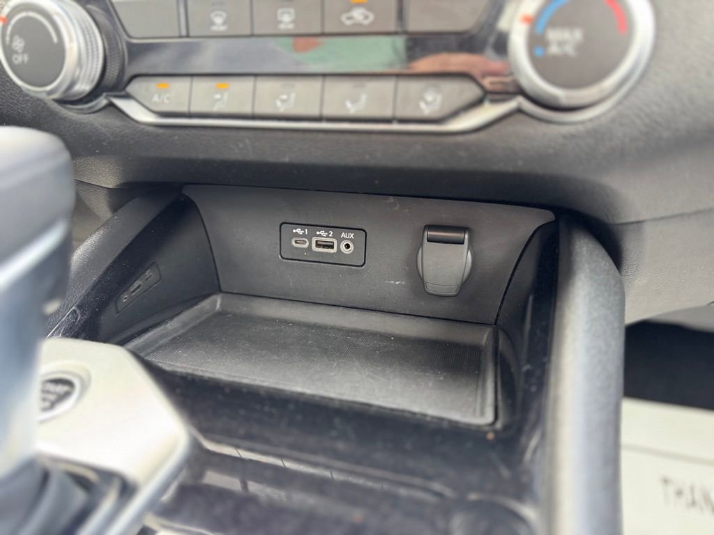 Used 2024 Nissan Altima 2.5 SV FWD image 25