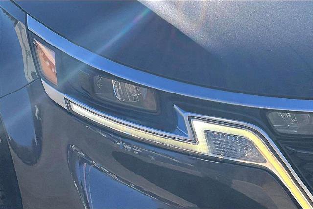 Used 2022 Kia Carnival LX image 32